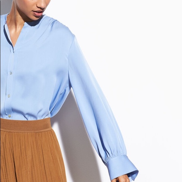 Vince Tops - NWT Vince Silk Shirred Back Blouse - M